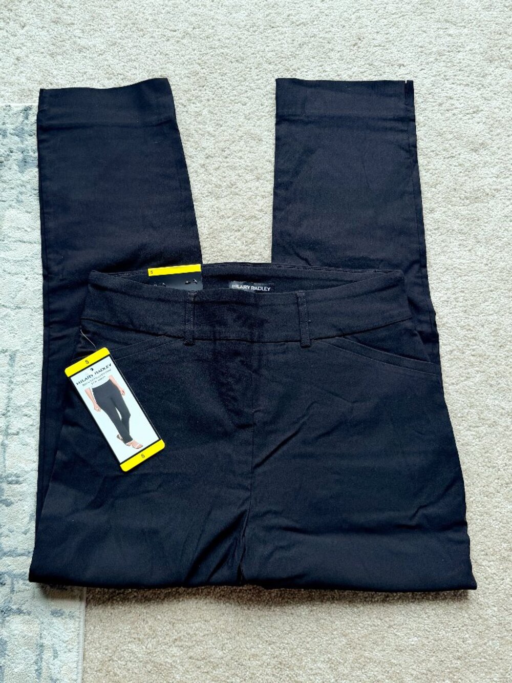 Hilary Radley Women's Black Pull-on Ankle Pants - Size Small